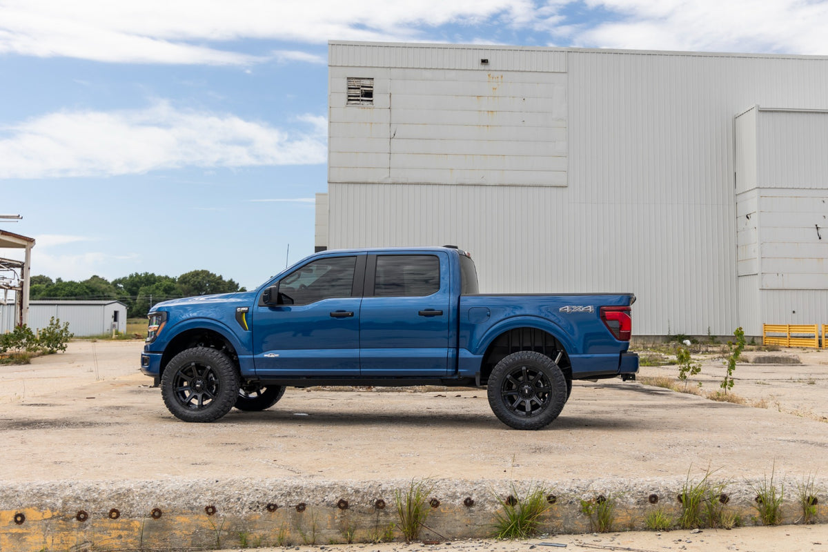 Rough Country 41430_A 3 Inch Lift Kit | Forged UCA | Ford F-150 2WD (2021-2026) - Studio View 5