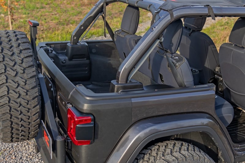 RC Trail Cladding | Roof Mounting Plate Cover | Jeep Wrangler Unlimited (18-26) (manufacturer page)