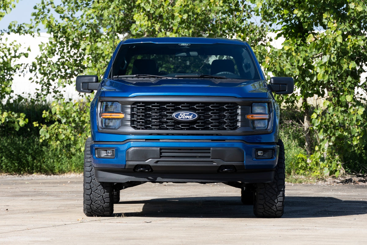 Rough Country 41430_A 3 Inch Lift Kit | Forged UCA | Ford F-150 2WD (2021-2026) - Studio View 2