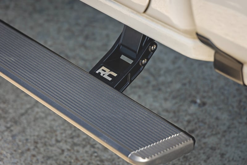 RC Power Running Boards | HT-Series | Crew Cab | Chevy/GMC 1500/2500HD/3500HD 2WD/4WD (manufacturer page)