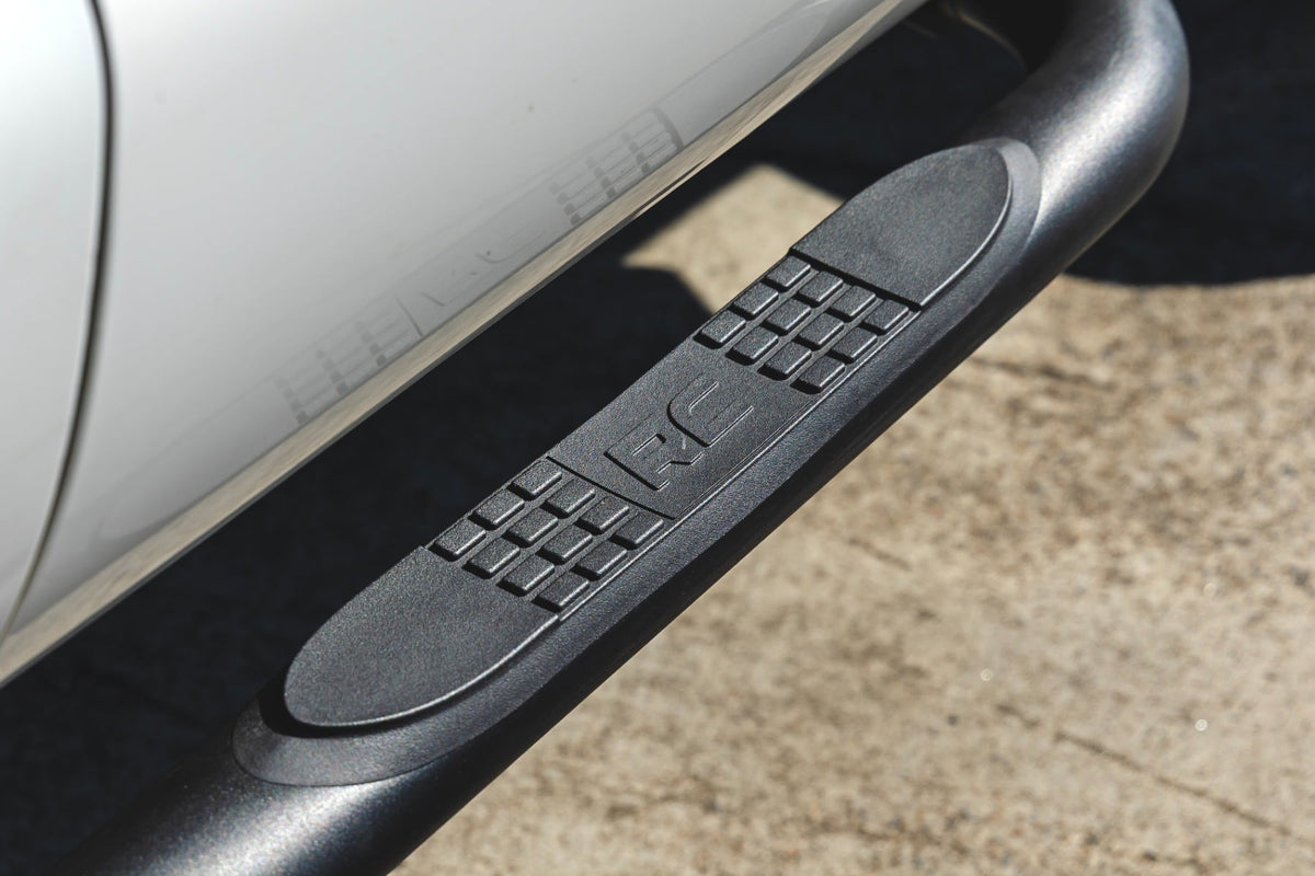 Nerf Steps | 3-Inch Tube | Crew Cab | Ford F-250/F-350 Super Duty (99-16) - Steps & Runningboard (Image 3 of 6)