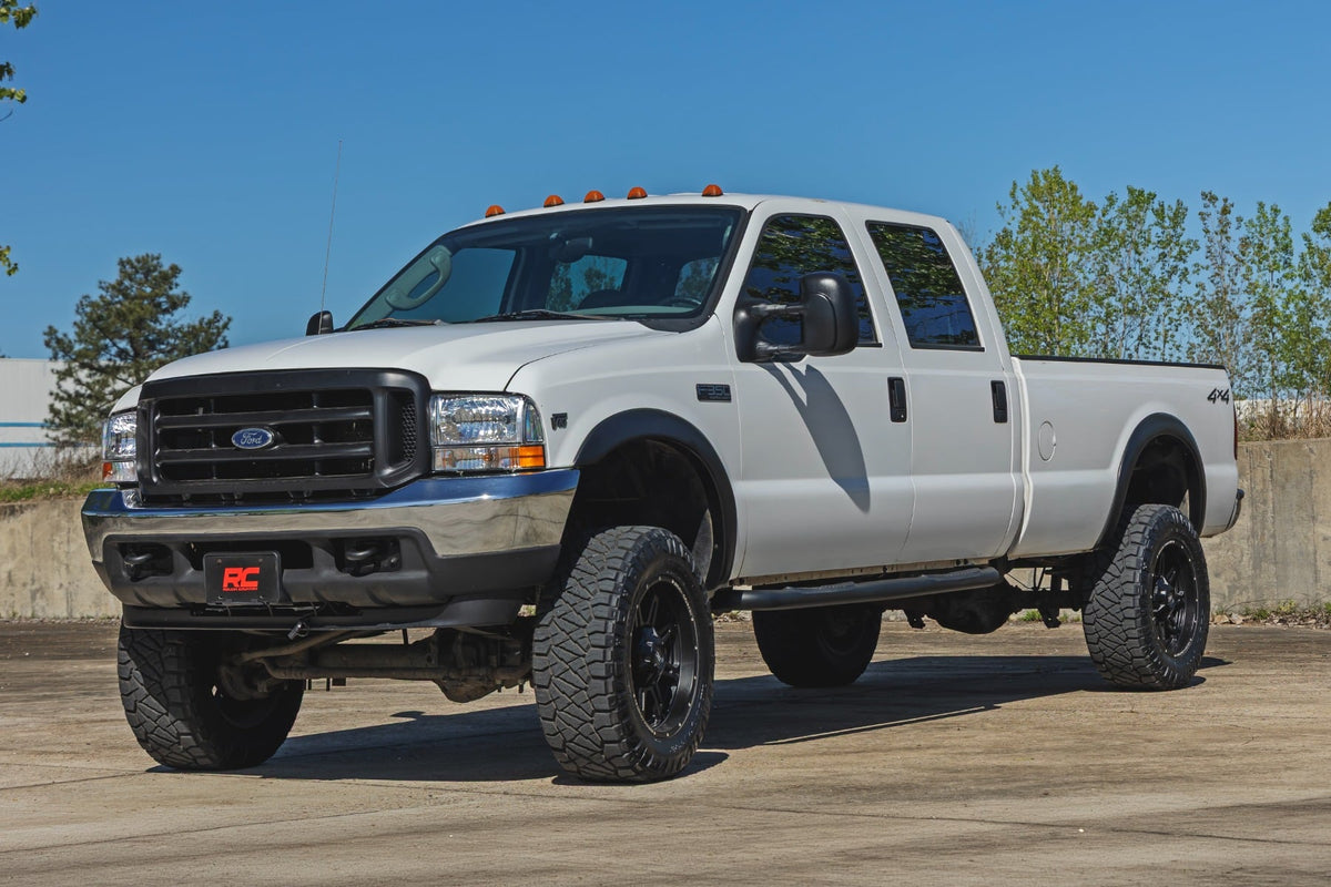 Nerf Steps | 3-Inch Tube | Crew Cab | Ford F-250/F-350 Super Duty (99-16) - Steps & Runningboard (Image 6 of 6)