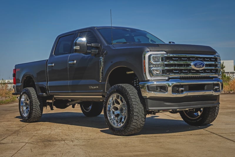RC Hood Protector | Gloss Black | Ford F-250/F-350 Super Duty 2WD/4WD (23-26) (manufacturer page)