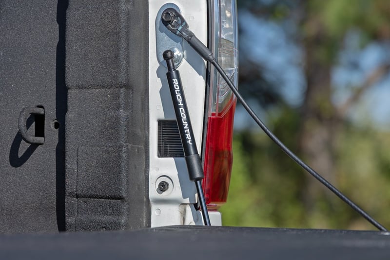 RC Tailgate Assist | Nissan Titan 2WD/4WD (2017-2024) (manufacturer page)