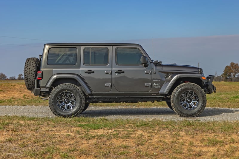 RC 89 Series Wheel | One-Piece | Black Machined Gun Metal | 17x9 | 5x5 | -12mm (manufacturer page)