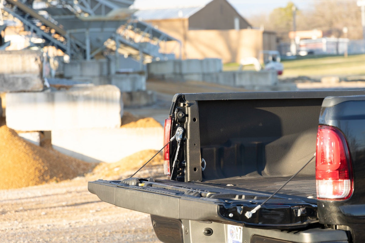 Tailgate Assist | Ford F-250/F-350 Super Duty 2WD/4WD (1999-2016) - Misc 25% (Image 6 of 6)
