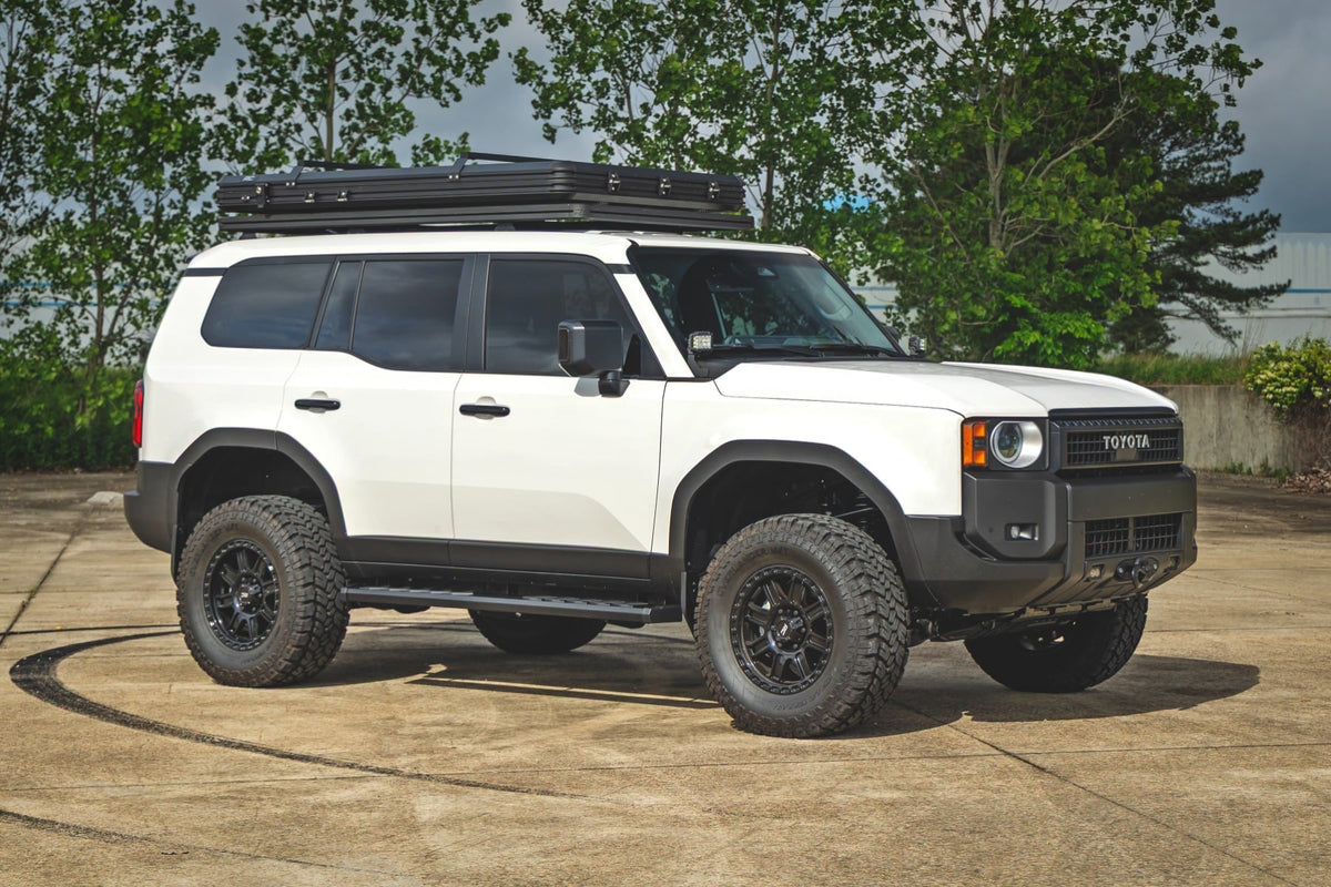 Rough Country 41014 BA2 Running Boards | Side Step Bars | Toyota Land Cruiser 4WD (2024-2026) - Studio View 5