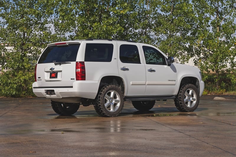 RC 3.5 Inch Lift Kit | Forged UCAs | Chevy/GMC SUV 1500 2WD/4WD (2007-2020) (manufacturer page)