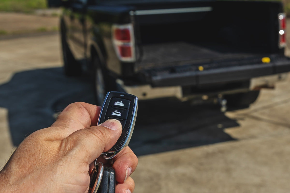 Powered Retractable Bed Cover | 5'7" Bed | Ford F-150 2WD/4WD (2009-2014) - Bed Covers (Image 4 of 6)