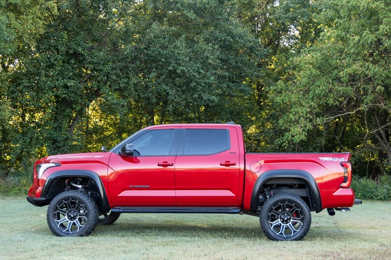 RC HD2 Aluminum Running Boards | CrewMax | Toyota Tundra 2WD/4WD (2022-2026) (manufacturer page)