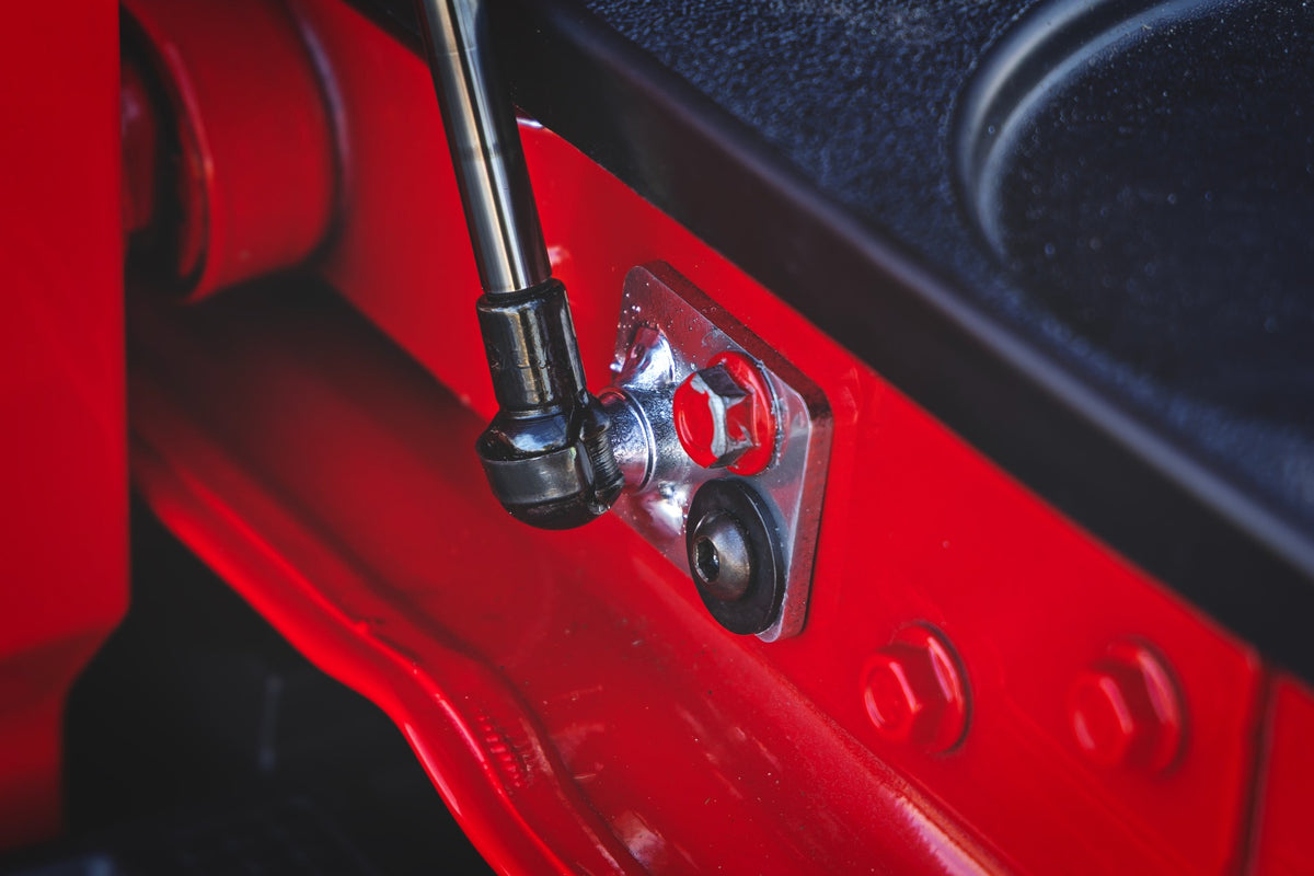 Rough Country 73227 Tailgate Assist | Chevy Silverado & GMC Sierra 1500 2WD/4WD (2019-2026) - Image 4