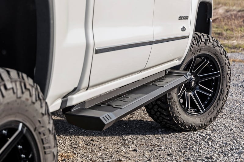 RC HD2 Aluminum Running Boards | Crew Cab | Chevy/GMC 1500/2500HD/3500HD (07-19 & Classic) (manufacturer page)