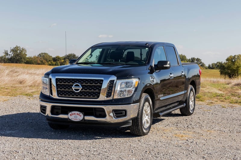 RC HD2 Aluminum Running Boards | Crew Cab | Nissan Titan 2WD/4WD (2004-2024) (manufacturer page)