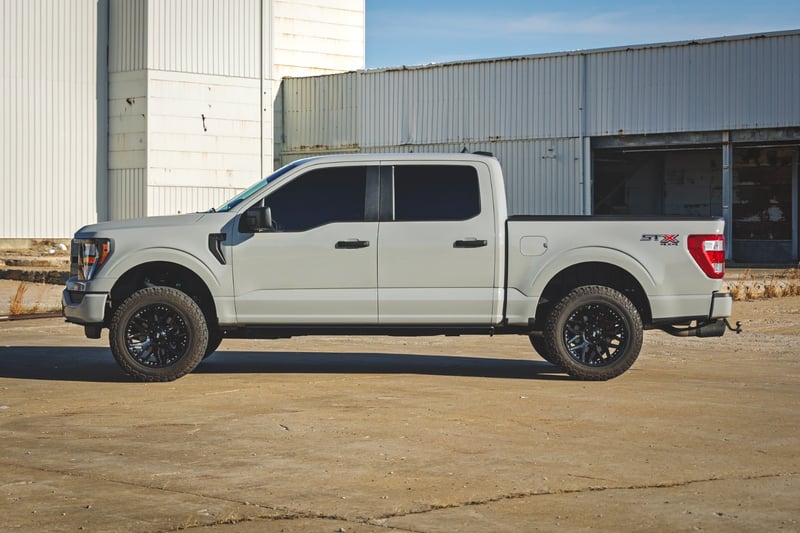 RC Power Running Boards | HT-Series | Crew Cab | Ford F-150/Lightning/F-250/F-350/Raptor (15-26) (manufacturer page)