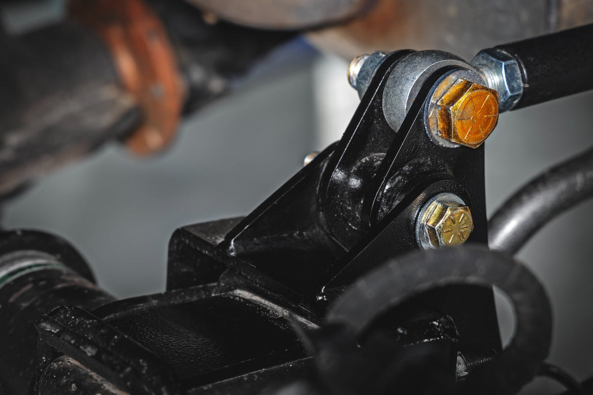 Traction Bar Kit | 2-5 Inch Lowering Kit | Ford F-150 (2015-2026) - Susp Accessories (Image 5 of 5)
