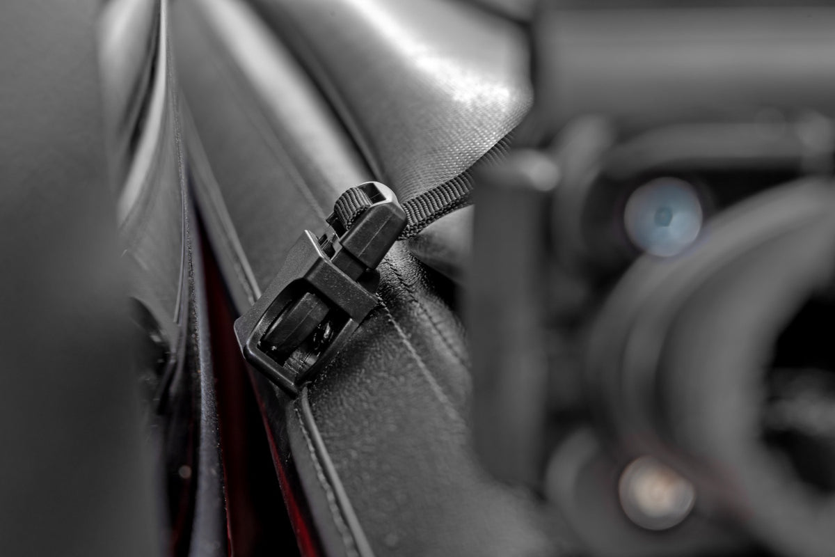 CURT 16205 Universal 5th Wheel Base Rails, 40K (Teridium) - Image 5