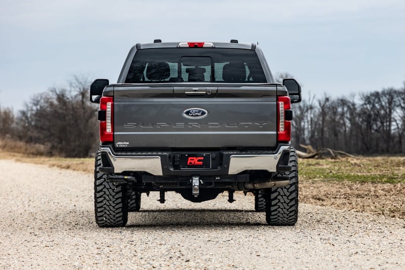 RC 2 Inch Leveling Kit | Track Bar Bracket | Ford F-250/F-350 Super Duty (17-26) (manufacturer page)