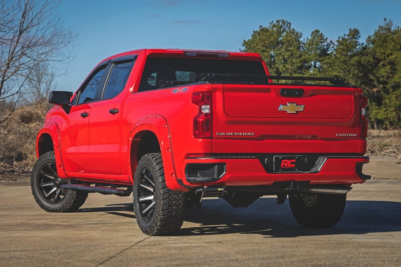 RC TR2 Running Boards | Chevy/GMC 1500/2500HD/3500HD (19-26) (manufacturer page)
