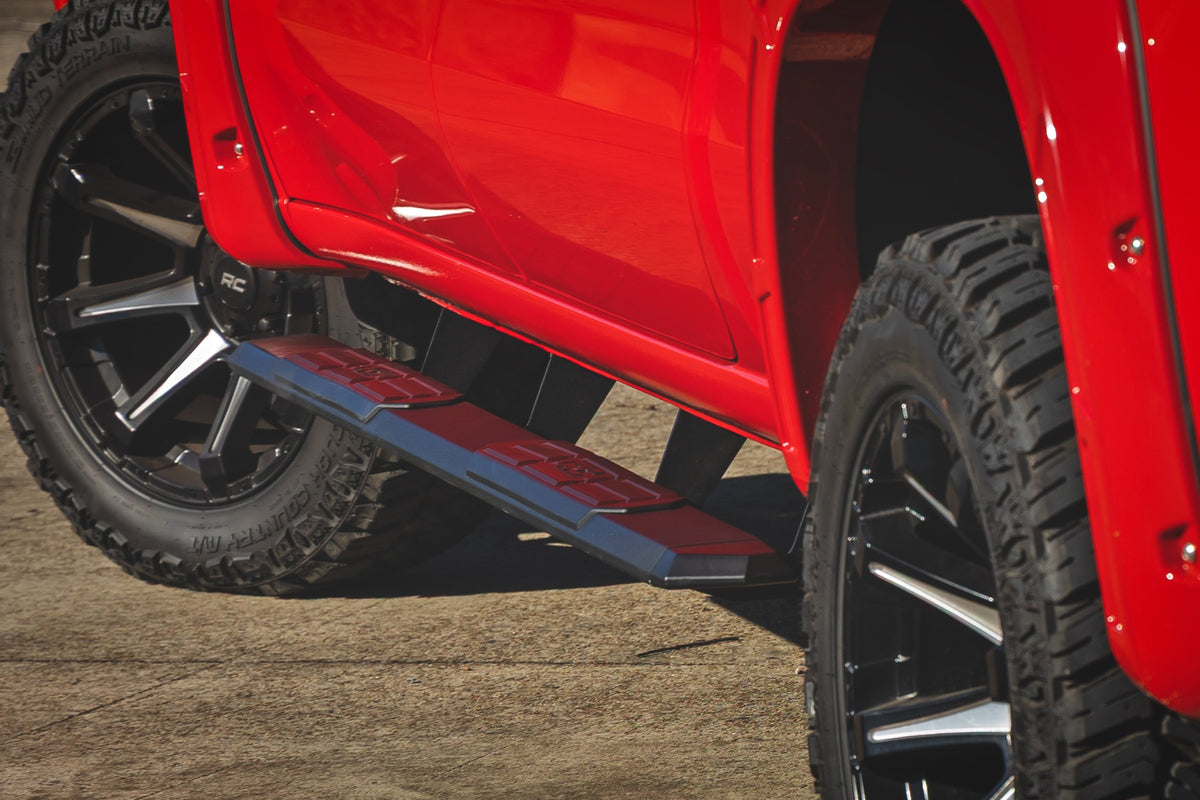 Rough Country 25001 TR2 Running Boards | Chevy/GMC 1500/2500HD/3500HD (19-26) - Studio View 6