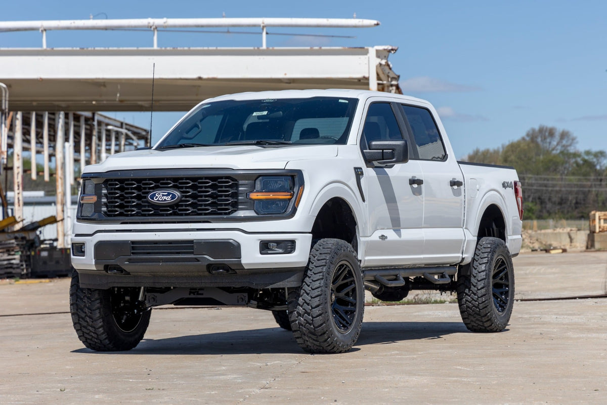 Rough Country 95 Series Wheel | One-Piece | Gloss Black | 20x10 | 6x135 | -19mm - RC Wheels (Image 4 of 6)