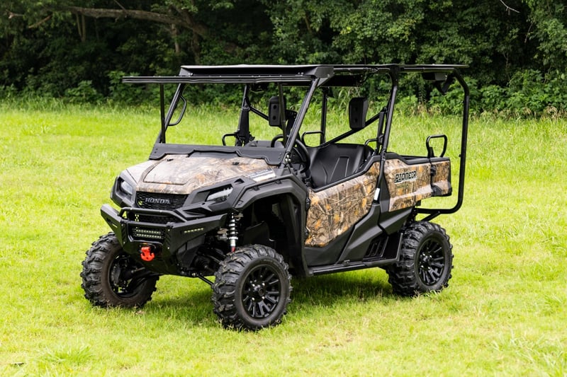 RC Electric Tilt Windshield | Glass | Honda Pioneer 1000 (manufacturer page)