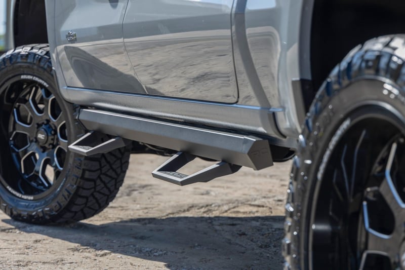 RC SRL2 Adj Aluminum Step | Crew Cab | Chevy/GMC 1500/2500HD (19-26) (manufacturer page)