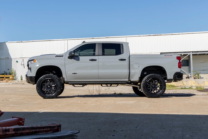 RC SRL2 Adj Aluminum Step | Crew Cab | Chevy/GMC 1500/2500HD (19-26) (manufacturer page)