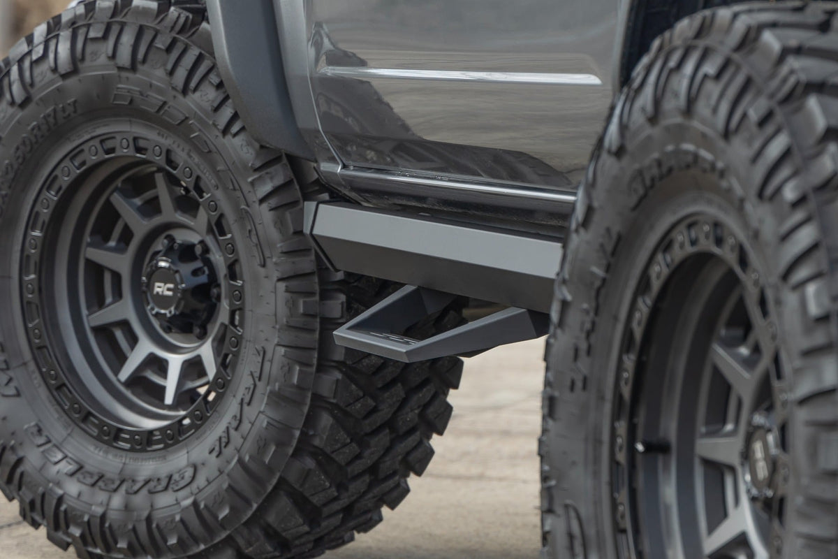 SRL2 Adjustable Aluminum Step | 2 Door | Ford Bronco (2 Door) 4WD (2021-2026) - Steps & Runningboard (Image 6 of 6)