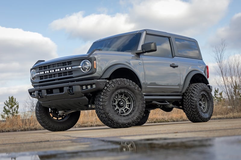 RC SRL2 Adjustable Aluminum Step | 2 Door | Ford Bronco (2 Door) 4WD (2021-2026) (manufacturer page)