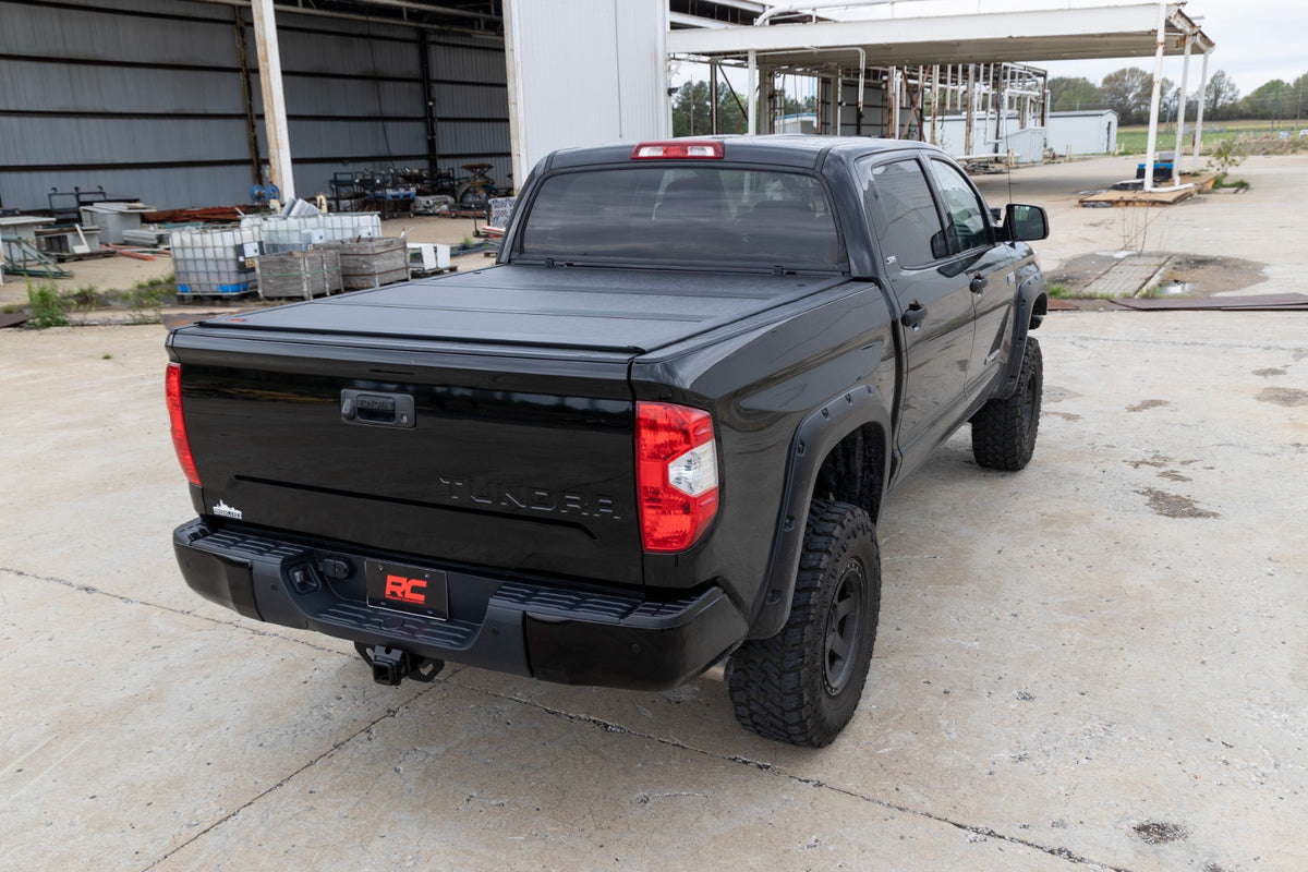 Hard Low Profile Bed Cover | 5'7" Bed | Toyota Tundra 2WD/4WD (2007-2021) - Bed Covers (Image 6 of 6)
