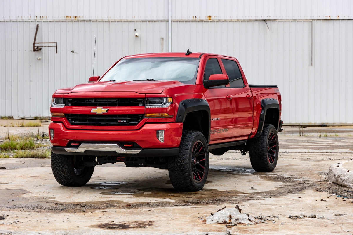 Pocket Fender Flares | 5'9" Bed | Gas Door | Chevy Silverado 1500 (14-18 & Classic) - Fender Flares (Image 4 of 6)