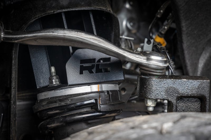 RC 6 Inch Lift Kit | Adaptive Ride Control | Chevy/GMC Sierra 1500 (19-24)/Silverado 1500 (21-24) (manufacturer page)