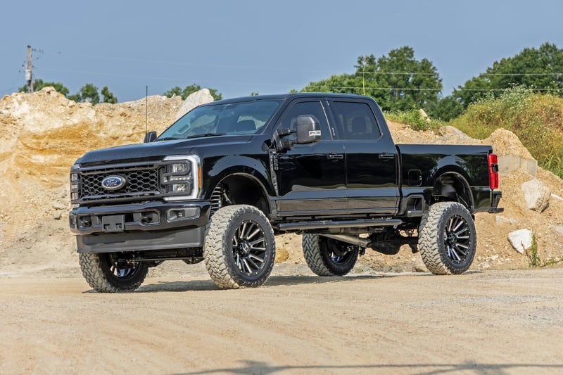 RC 6 Inch Lift Kit | Radius Arm | Ford F-250/F-350 Super Duty 4WD (2023-2026) (manufacturer page)