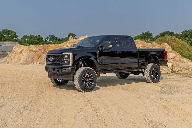 RC 6 Inch Lift Kit | Gas | No OVLD | Ford F-250/F-350 Super Duty 4WD (2023-2026) (manufacturer page)