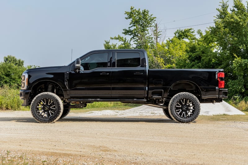 RC 6 Inch Lift Kit | Gas | No OVLD | Ford F-250/F-350 Super Duty 4WD (2023-2026) (manufacturer page)