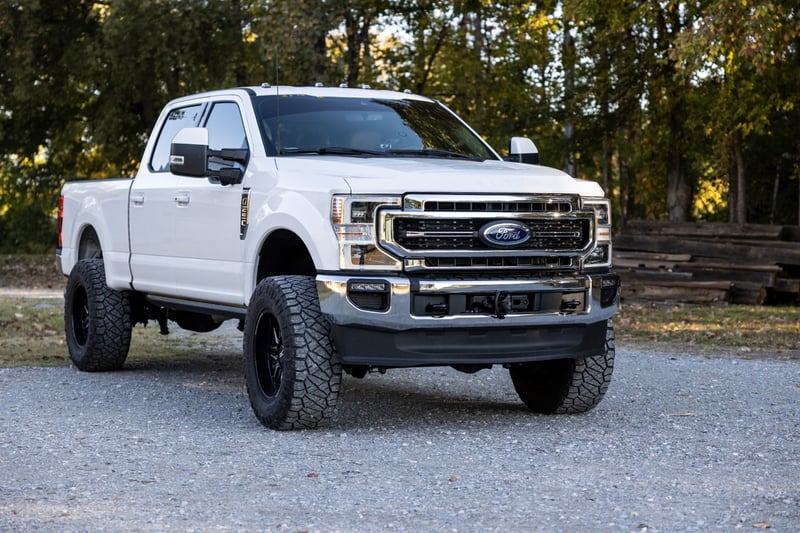 RC Hidden Winch Mount | PRO12000S | Ford F-250/F-350 Super Duty 2WD/4WD (20-22) (manufacturer page)