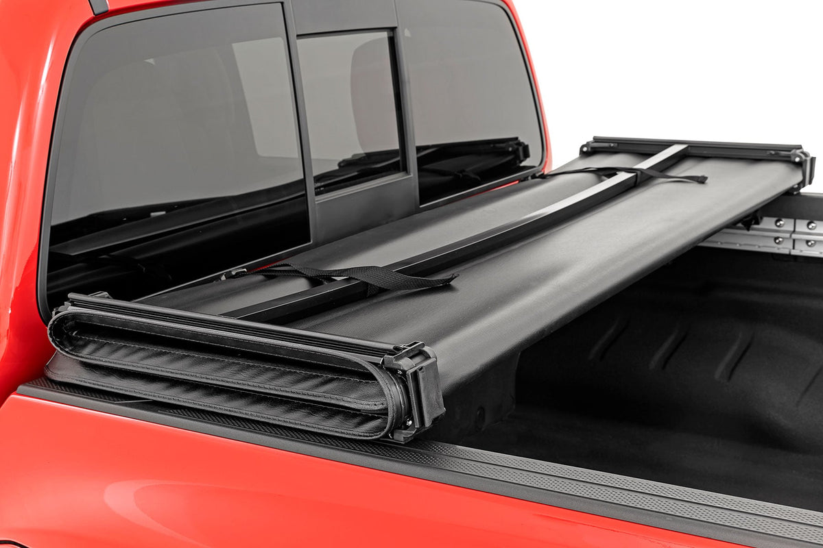 Soft Tri-Fold Bed Cover | 5' Bed | Nissan Frontier 2WD/4WD (2022-2026) - Bed Covers (Image 5 of 6)