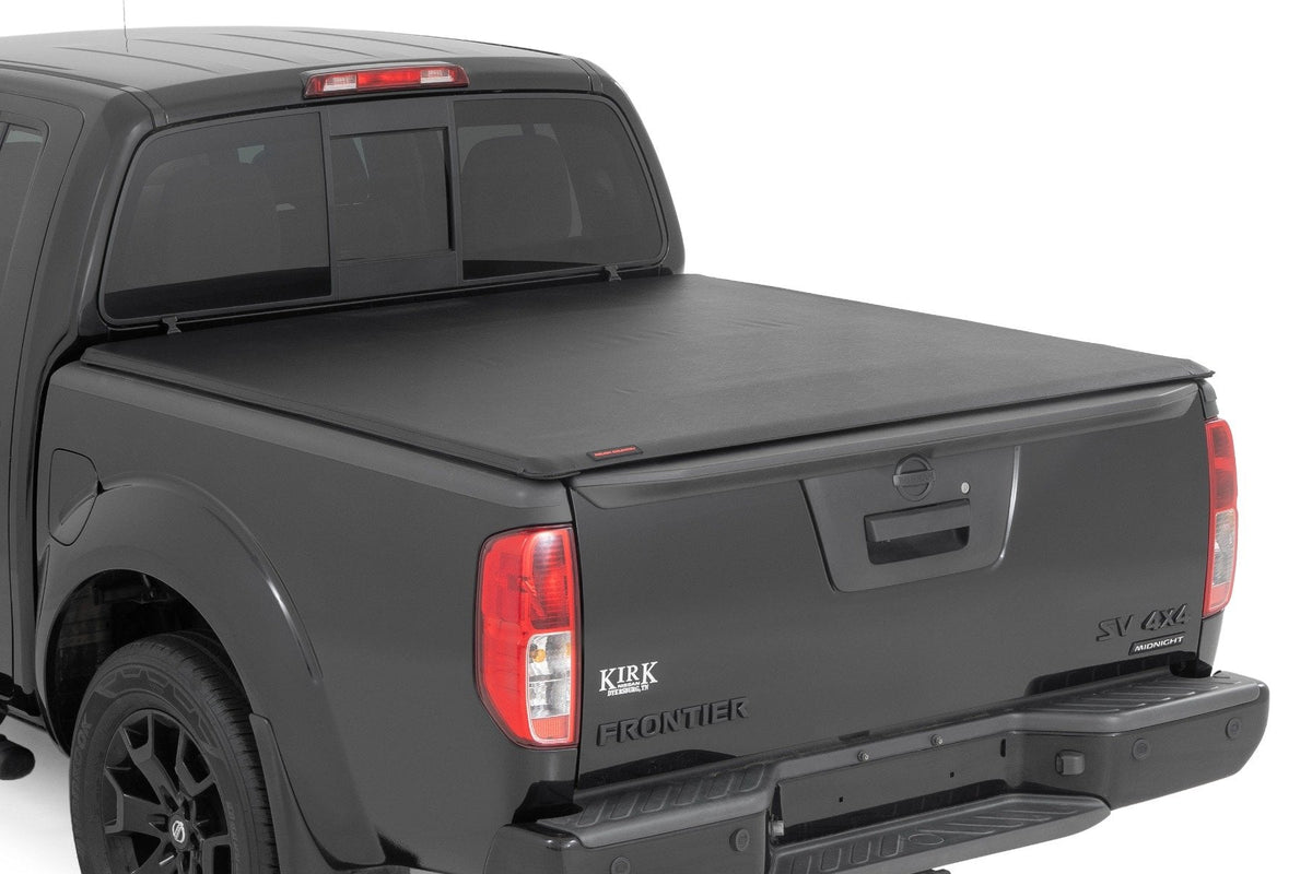 Rough Country 42805500 Soft Roll Up Bed Cover | 5' Bed | Nissan Frontier 2WD/4WD (2005-2021) - Image 1