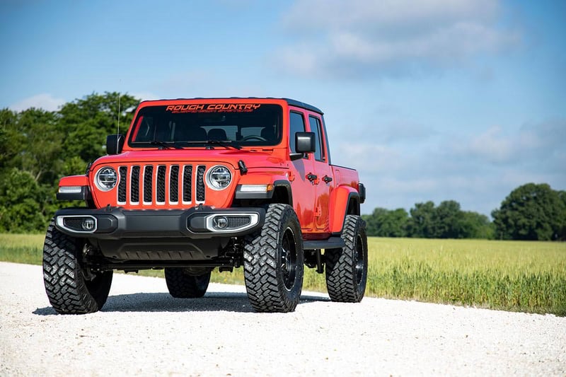 RC 3.5 Inch Lift Kit | Spacers | M1 | Jeep Gladiator JT 4WD (2020-2023) (manufacturer page)