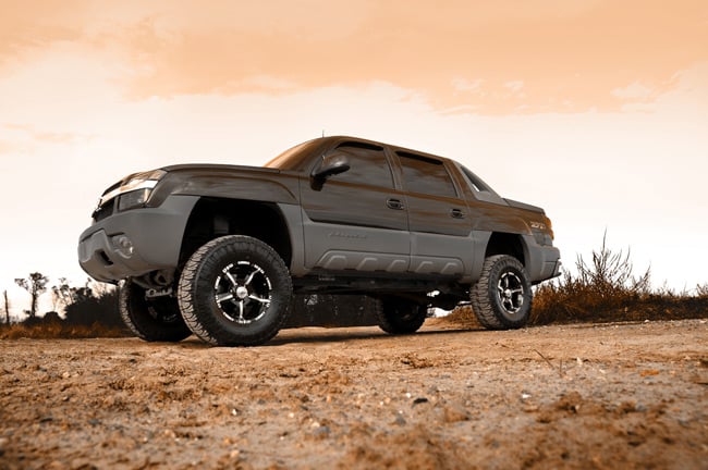 RC 6 Inch Lift Kit | NTD | M1 | Chevy Avalanche (02-06)/Suburban 1500 (00-06) (manufacturer page)