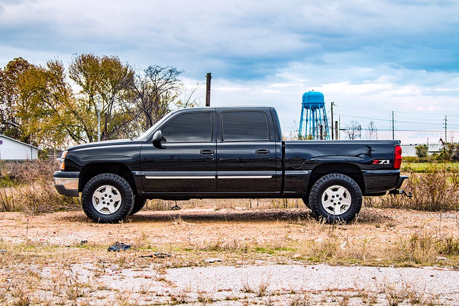1.5-2 Inch Lift Kit | V2 | Chevy Silverado & GMC Sierra 1500 4WD (1999-2006 & Classic) - Leveling Kits (Image 4 of 6)