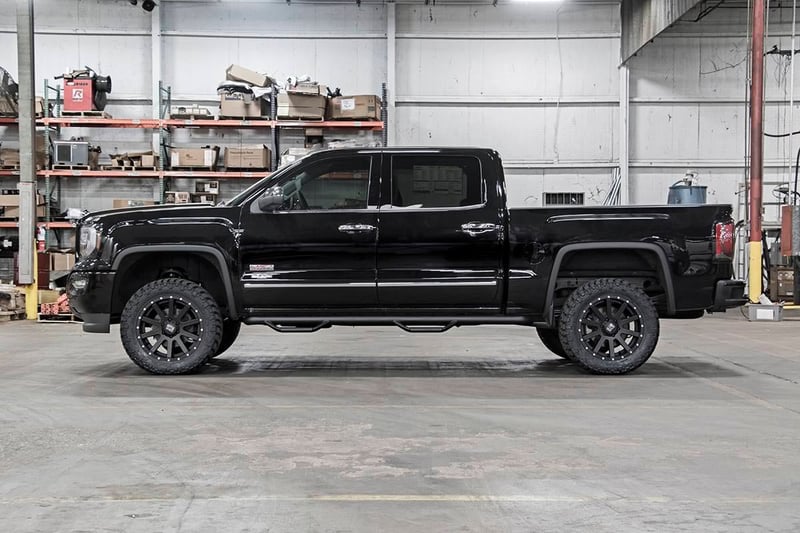 RC 3.5 Inch Lift Kit | UCA | M1 Struts | Chevy/GMC 1500 (07-13) (manufacturer page)