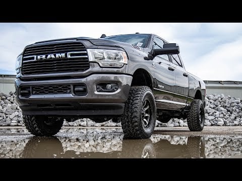 RC 2.5 Inch Leveling Kit | RR Coil | M1 | Ram 2500 (14-26)/3500 (13-26) (manufacturer page)