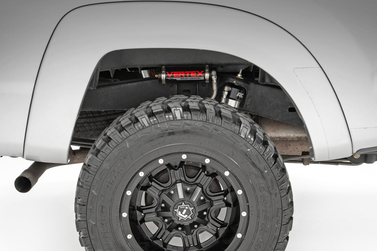 Rough Country 699014 Vertex 2.5 Reservoir Rear Shocks | 6-7" | Toyota Tacoma 2WD/4WD (2005-2023) - Image 2