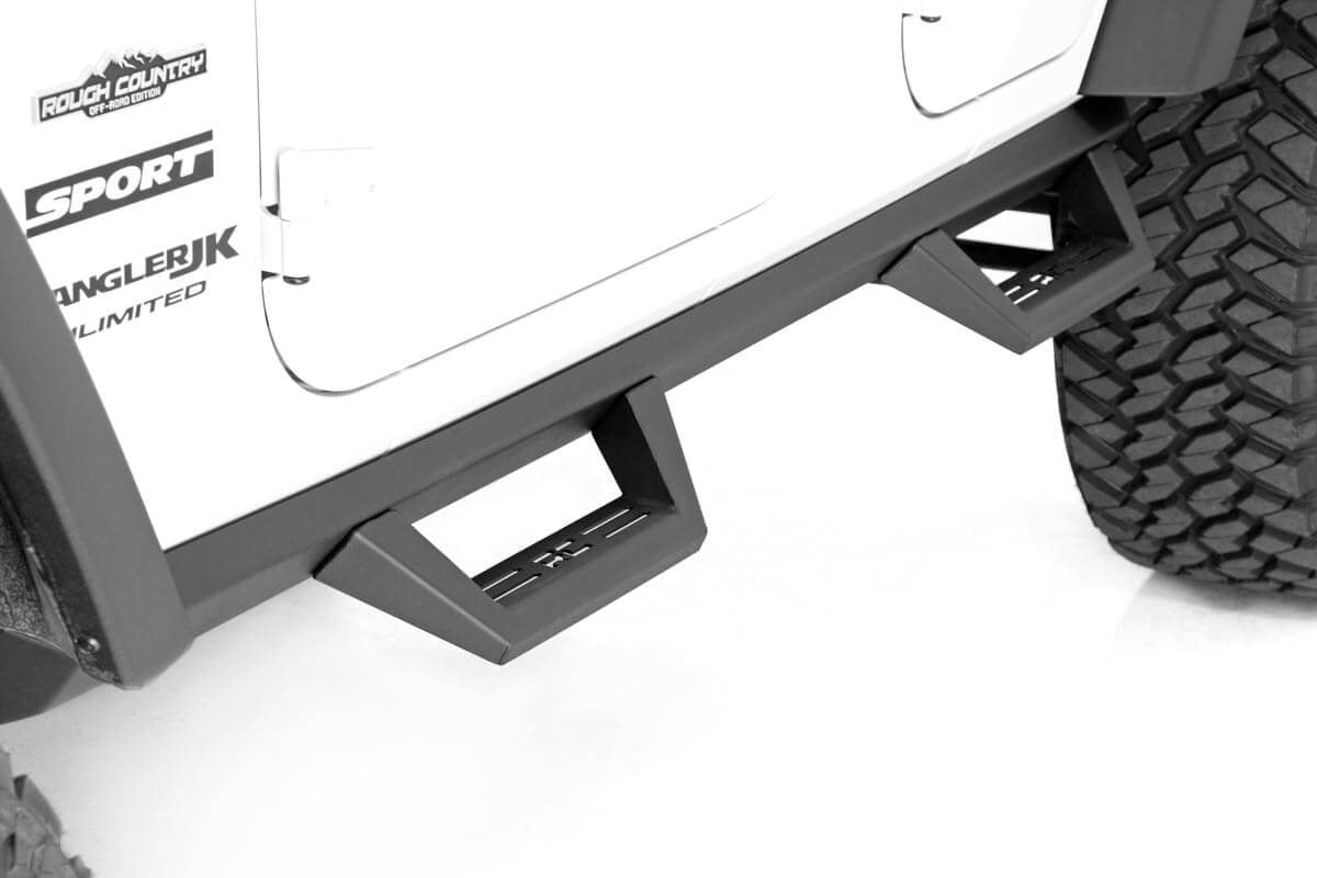 Contoured Drop Steps | 4 Door | Jeep Wrangler Unlimited 2WD/4WD (2007-2018) - Steps & Runningboard (Image 1 of 6)