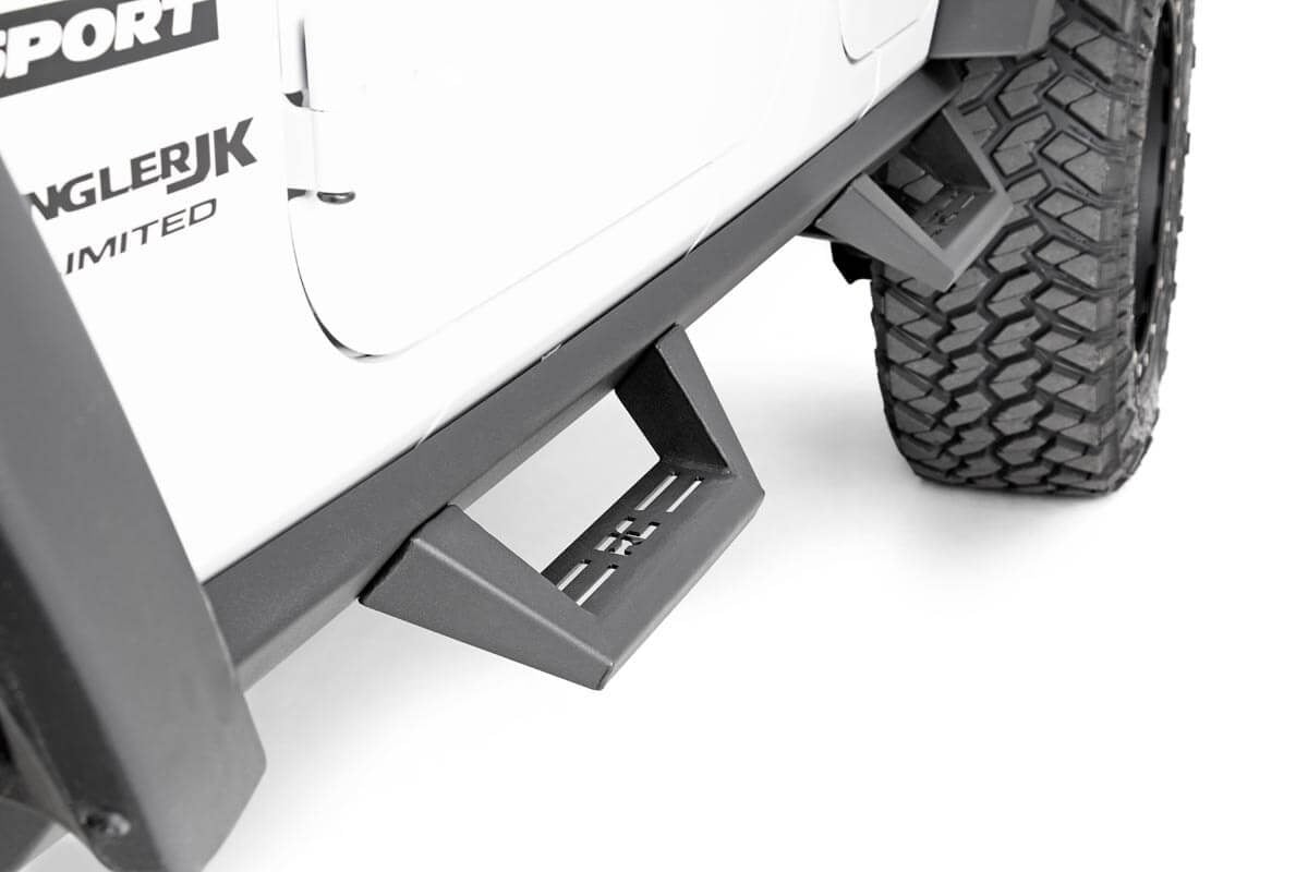 Contoured Drop Steps | 4 Door | Jeep Wrangler Unlimited 2WD/4WD (2007-2018) - Steps & Runningboard (Image 2 of 6)