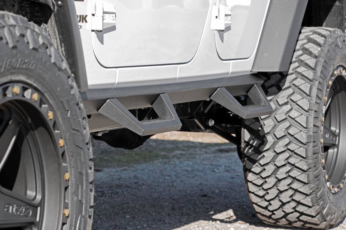 Contoured Drop Steps | 4 Door | Jeep Wrangler Unlimited 2WD/4WD (2007-2018) - Steps & Runningboard (Image 6 of 6)