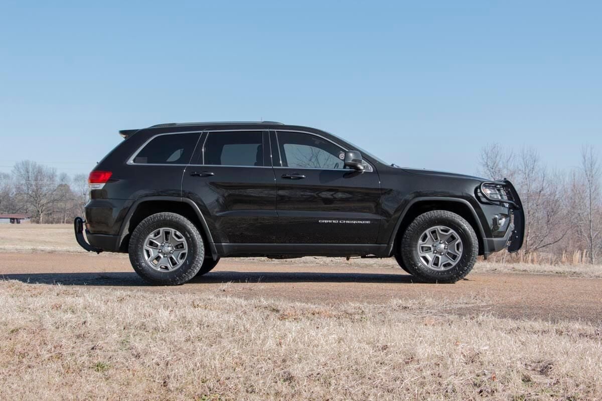 2 Inch Leveling Kit | Jeep Grand Cherokee WK2 2WD/4WD (2011-2022) - Leveling Kits (Image 3 of 5)