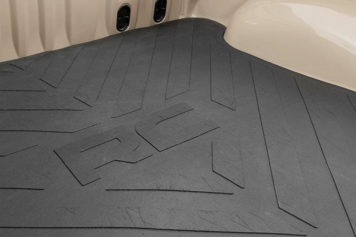 Bed Mat | 5'7" Bed | RC Logo | Ram 1500 (19-26)/1500 TRX (21-24) - Cargo Management (Image 3 of 6)