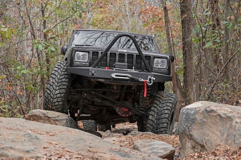 RC 4.5 Inch Lift Kit | M1 | Rear AAL | Jeep Cherokee XJ 2WD/4WD (1984-2001) (manufacturer page)